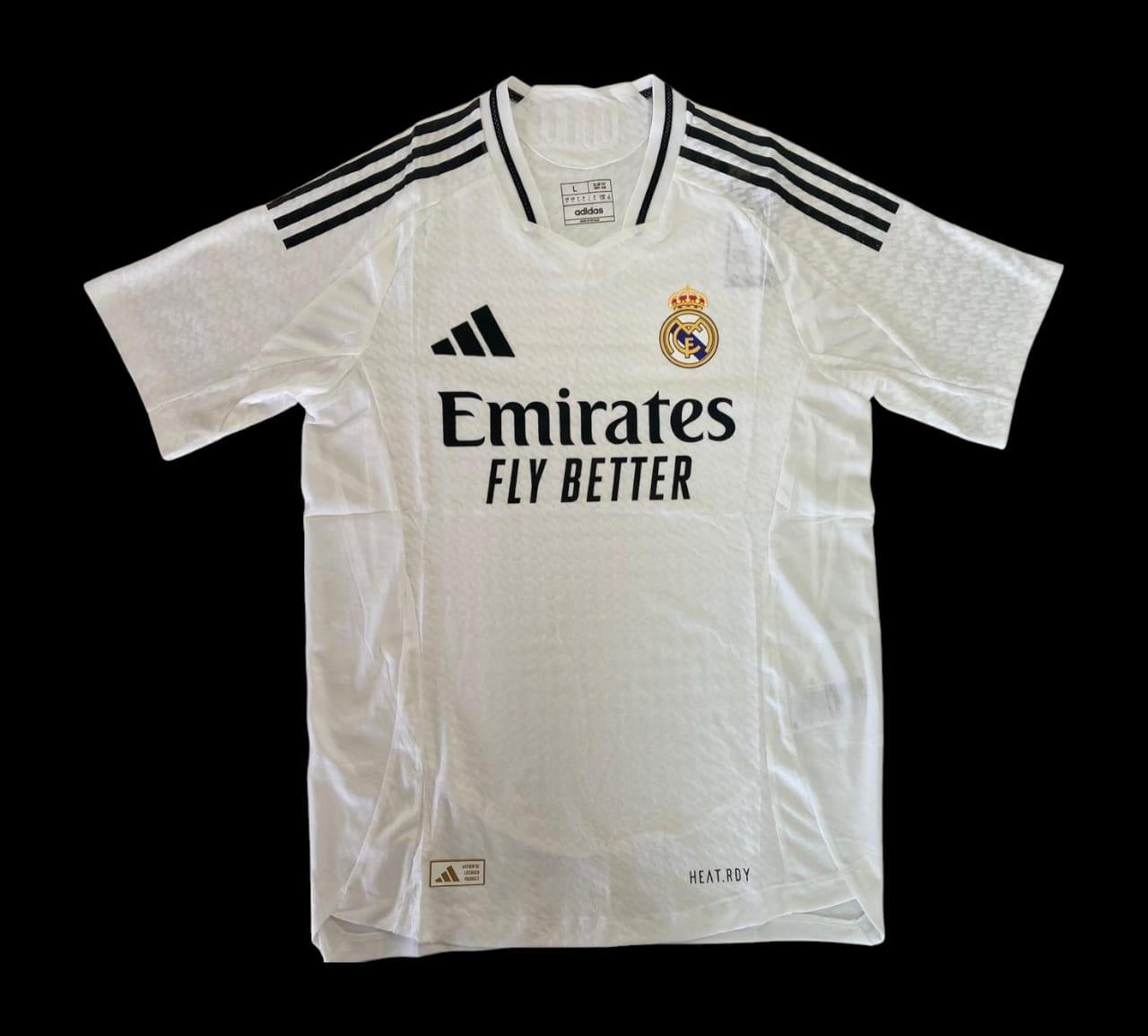 Camiseta Real Madrid tipo jugador talla S-M-L